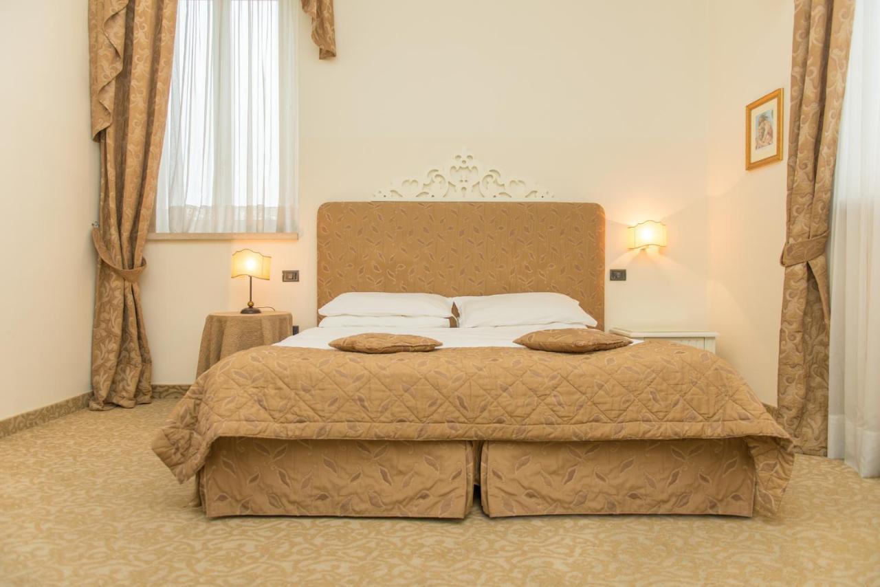 Hotel San Paolo Al Convento Trani Zewnętrze zdjęcie