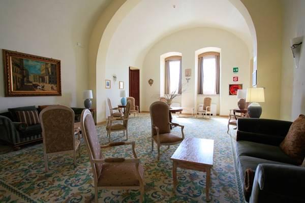 Hotel San Paolo Al Convento Trani Zewnętrze zdjęcie