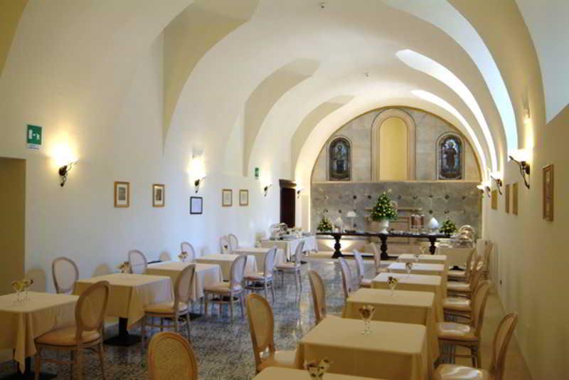 Hotel San Paolo Al Convento Trani Zewnętrze zdjęcie