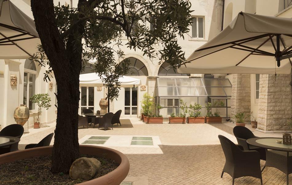 Hotel San Paolo Al Convento Trani Zewnętrze zdjęcie