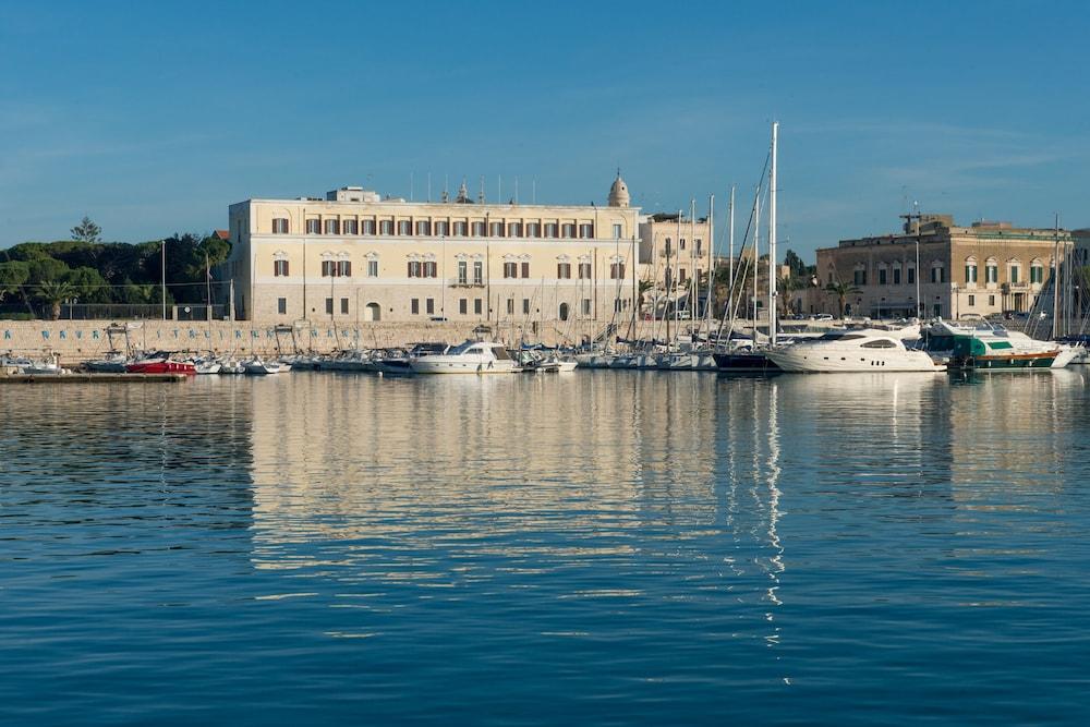 Hotel San Paolo Al Convento Trani Zewnętrze zdjęcie