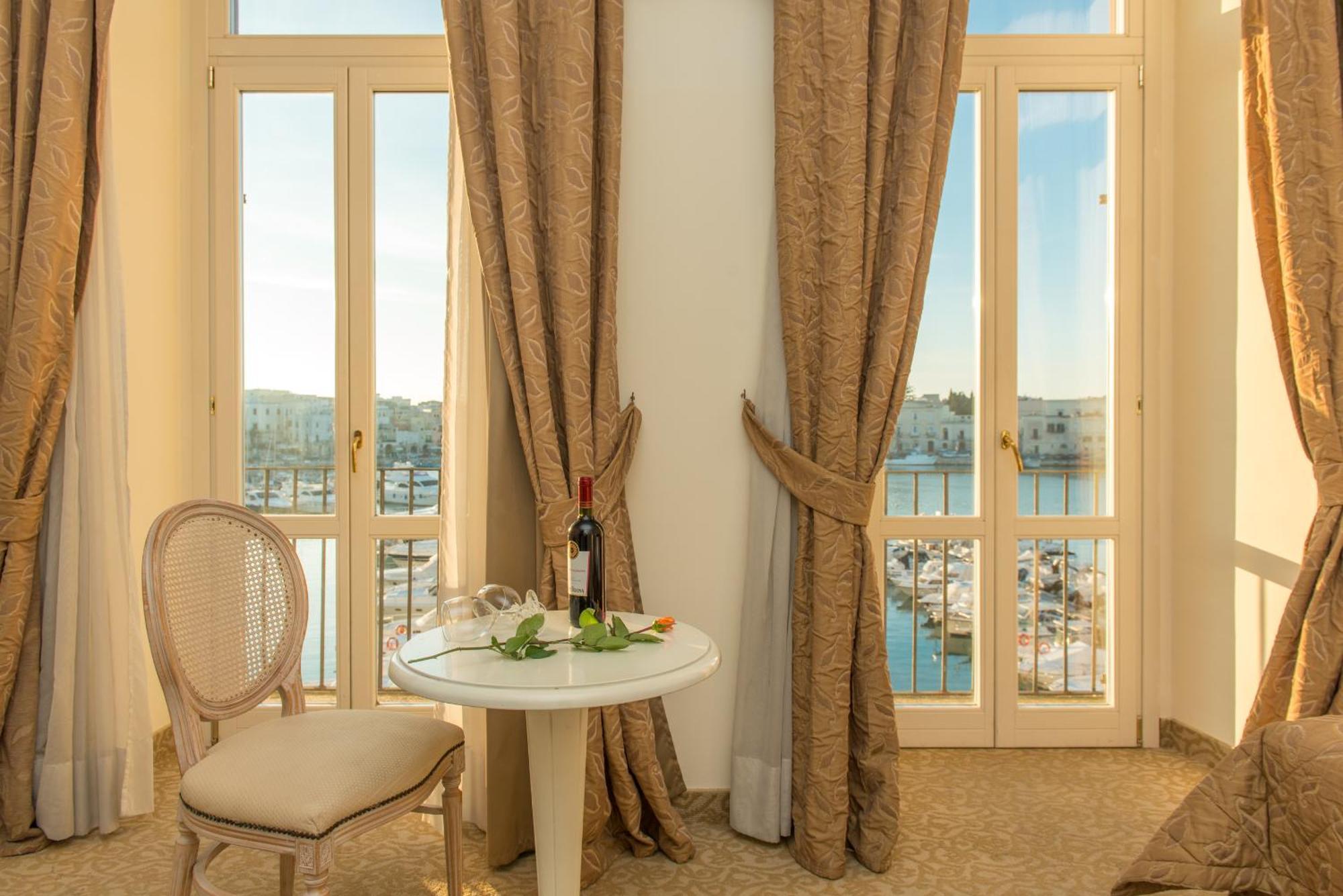 Hotel San Paolo Al Convento Trani Zewnętrze zdjęcie